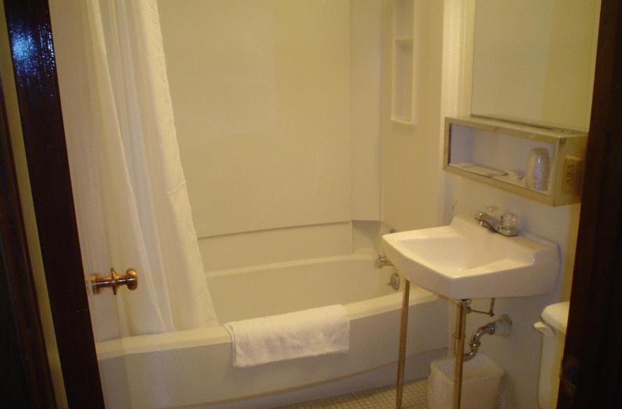 Old National Hotel Bath Eksteriør billede